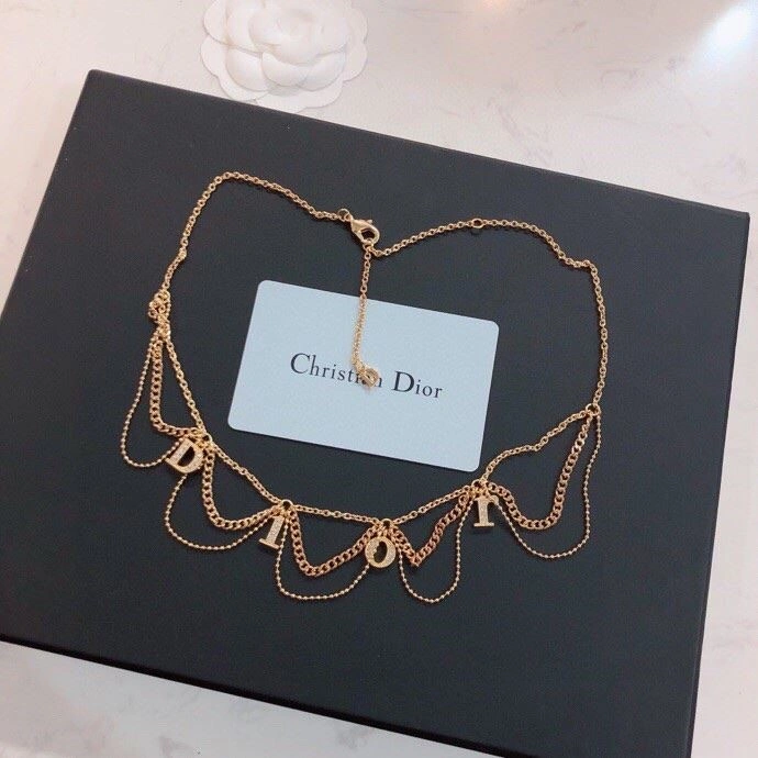 Casual Christian Dior Necklaces 233044