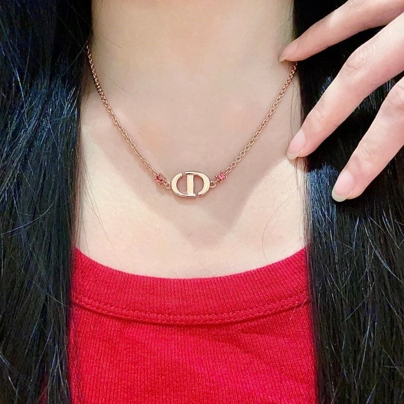 Practical Christian Dior Necklaces 233001