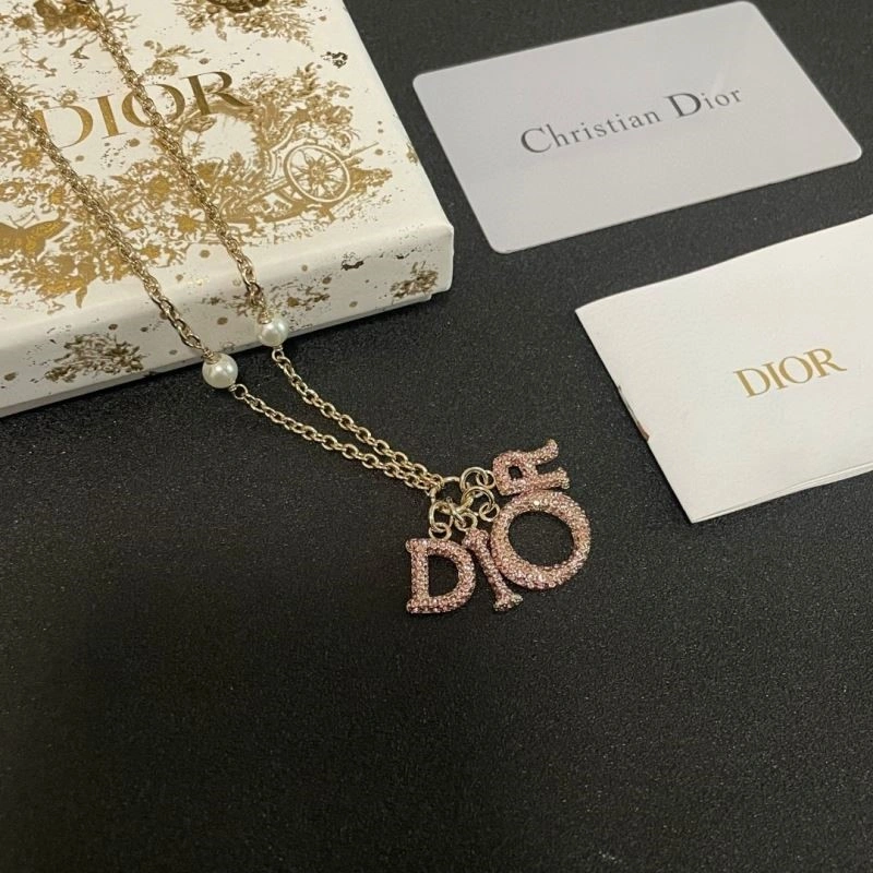Christian Dior Necklaces ModernLook 232980