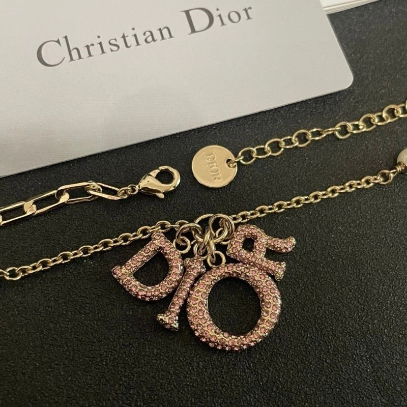 Christian Dior Necklaces ModernLook 232980