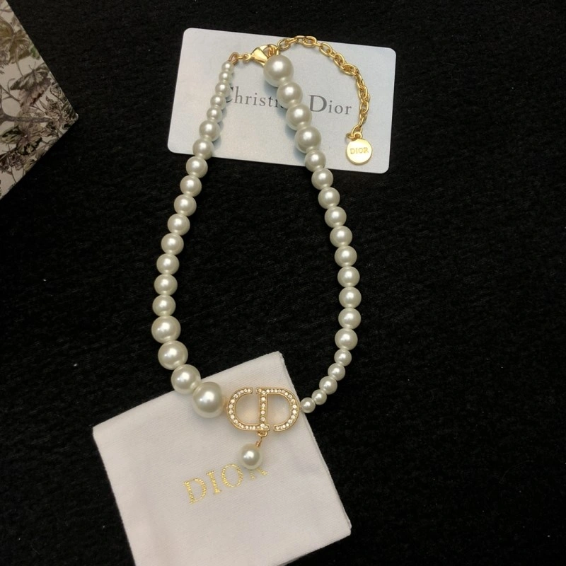 SmoothTexture Christian Dior Necklaces 232975