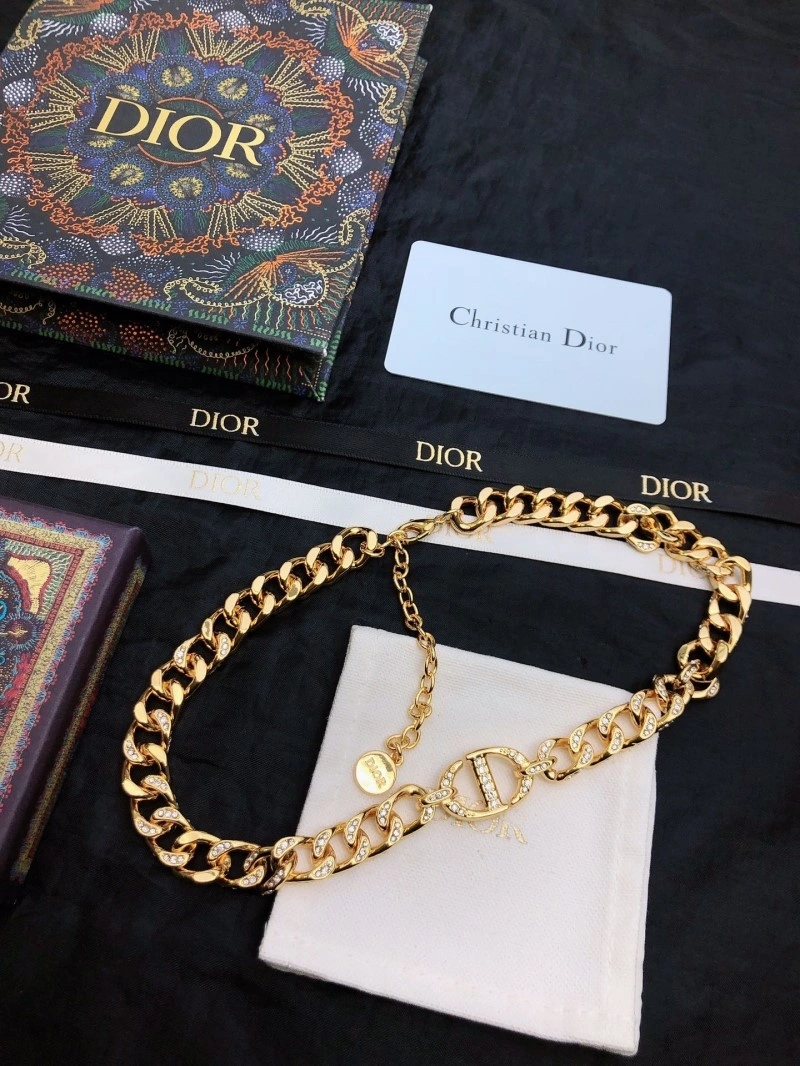 Christian Dior Necklaces Attractive 232982