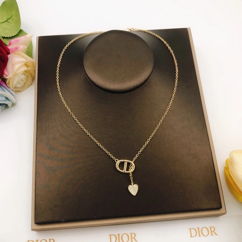 Christian Dior Necklaces Lightweight 232566
