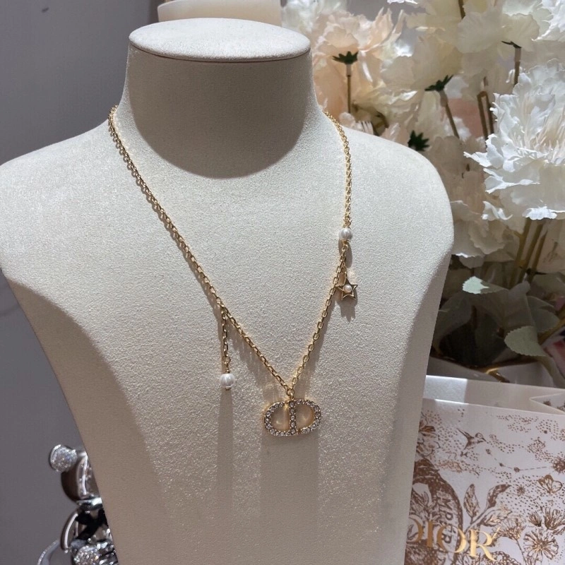 Christian Dior Necklaces UrbanChic 232591