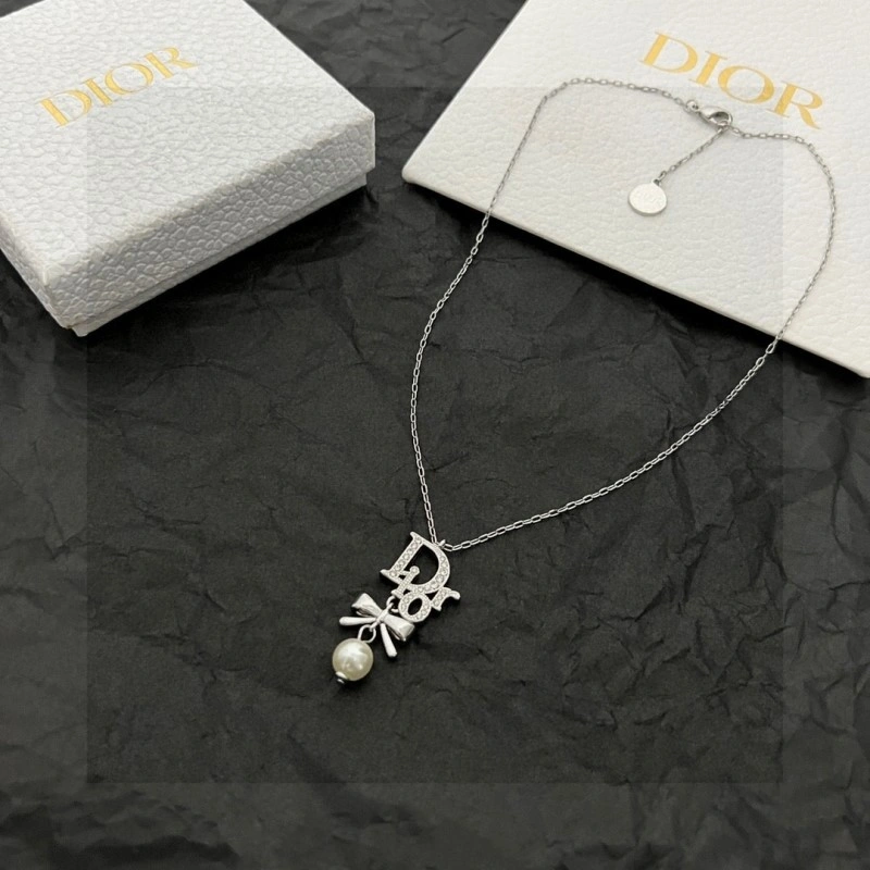 Modern Christian Dior Necklaces 232573
