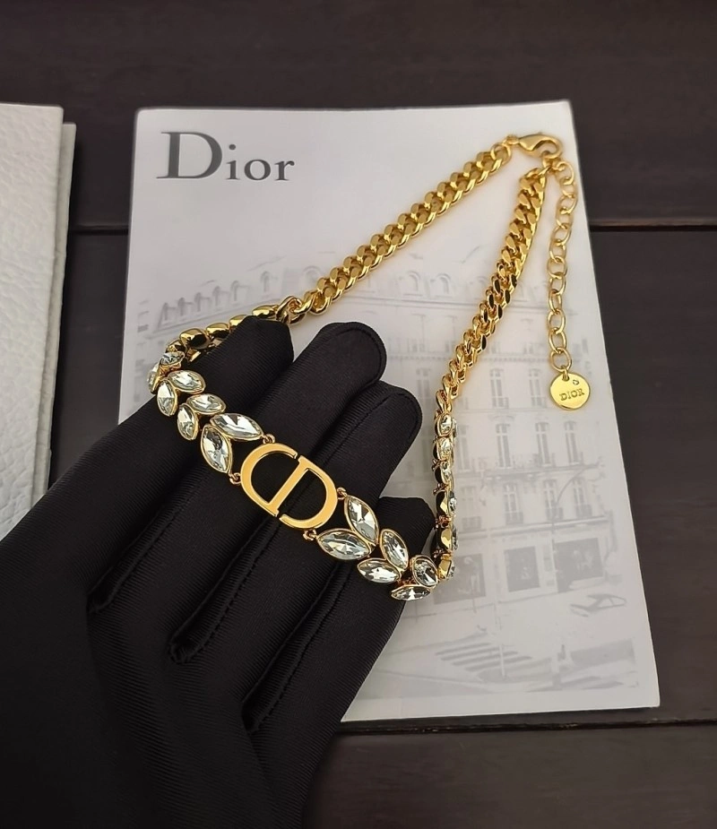 Effortless Christian Dior Necklaces 232627