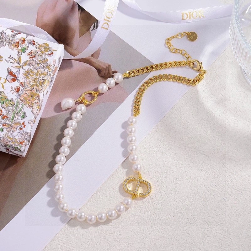 ComfortFit Christian Dior Necklaces 232550
