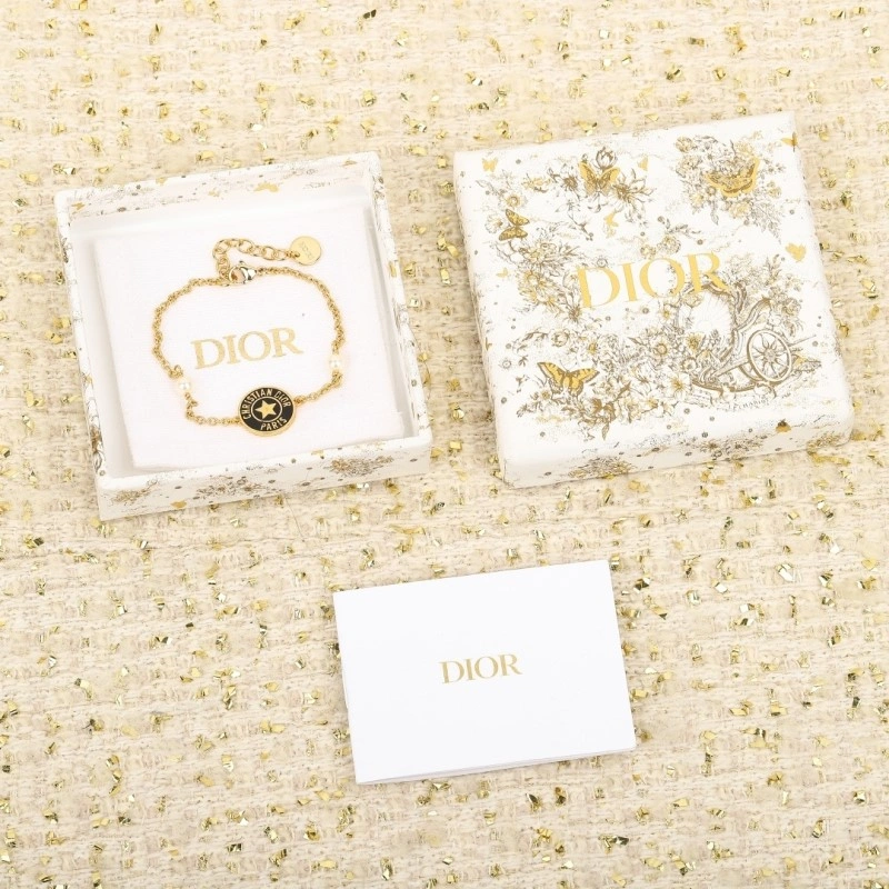 WellDesigned Christian Dior Necklaces 232493