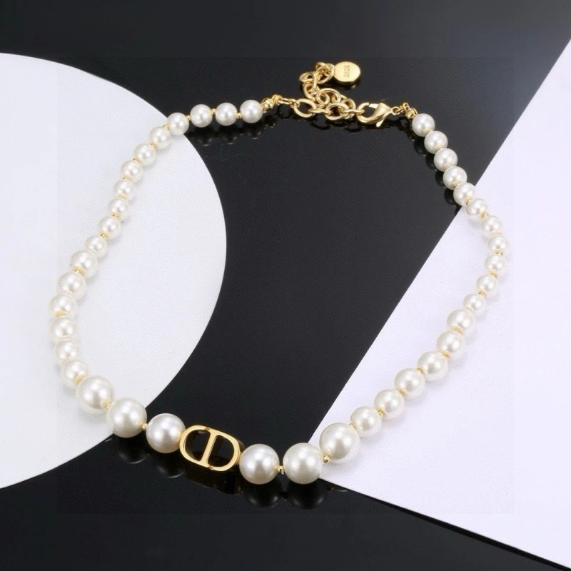 Christian Dior Necklaces Lightweight 232501