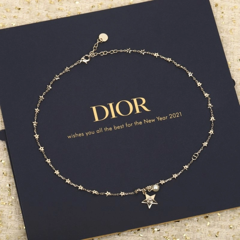 RelaxedFit Christian Dior Necklaces 232531