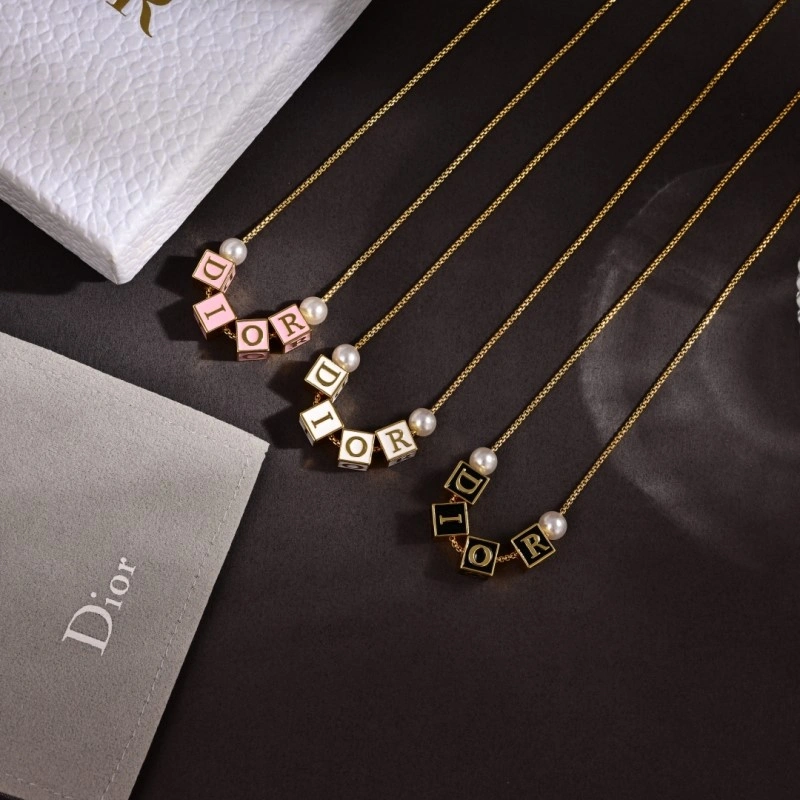 Christian Dior Necklaces Vibrant 232491