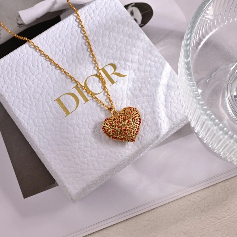 Vibrant Christian Dior Necklaces 232448