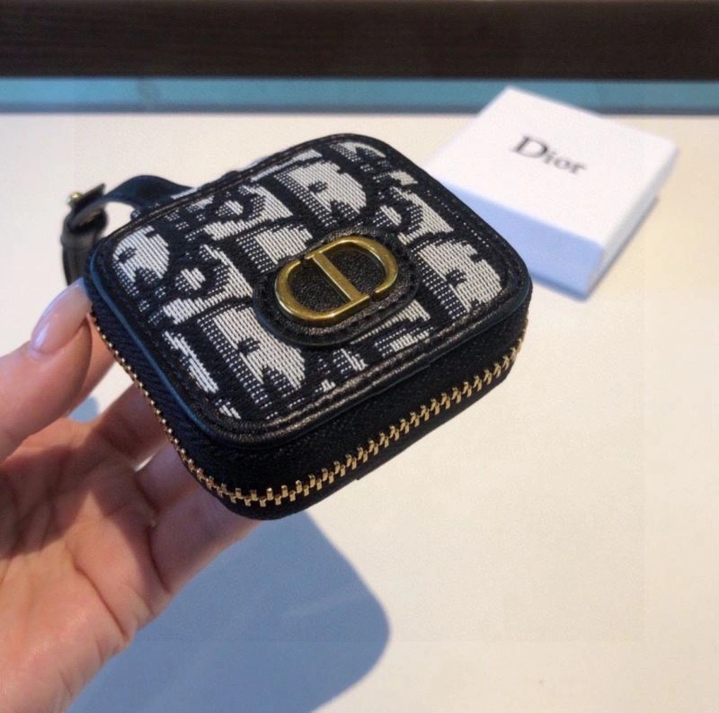 Christian Dior Ornaments Sophisticated 269249