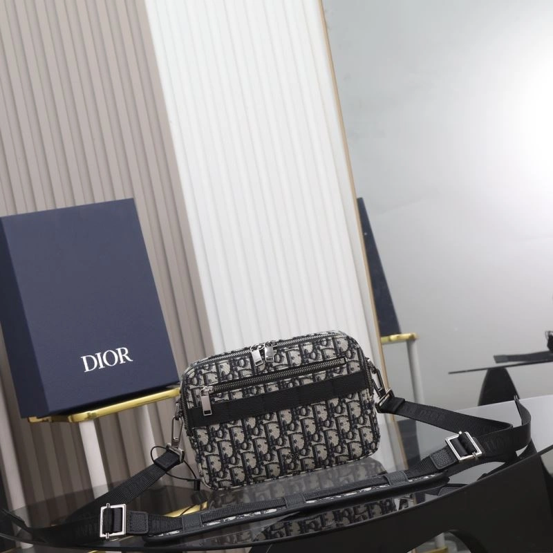 RelaxedFit Christian Dior Other Bags 76348