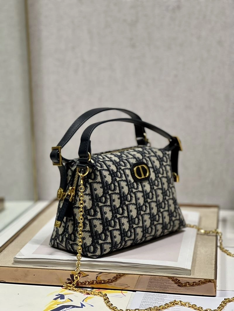 Contemporary Christian Dior Other Bags 76294