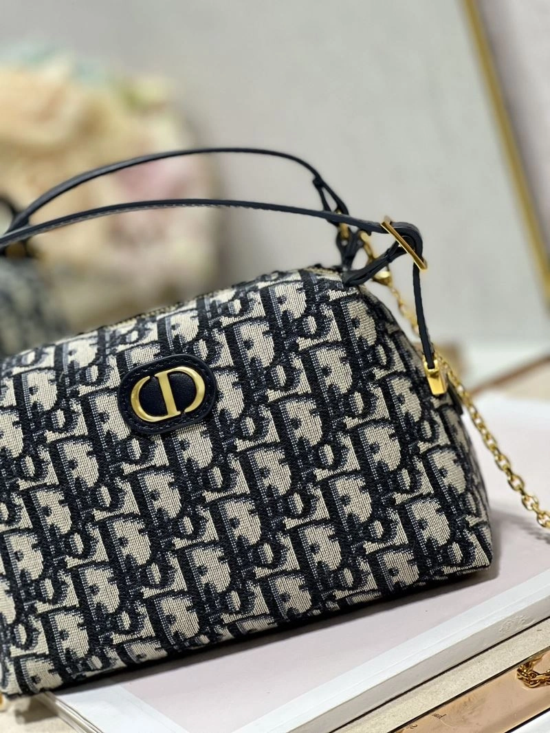 Contemporary Christian Dior Other Bags 76294