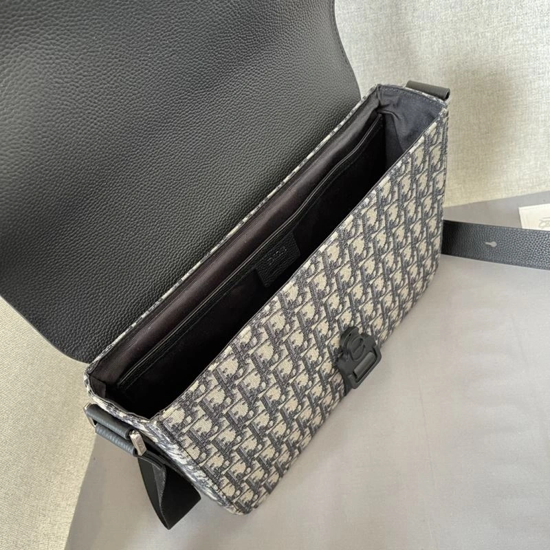 Sophisticated Christian Dior Other Bags 76299