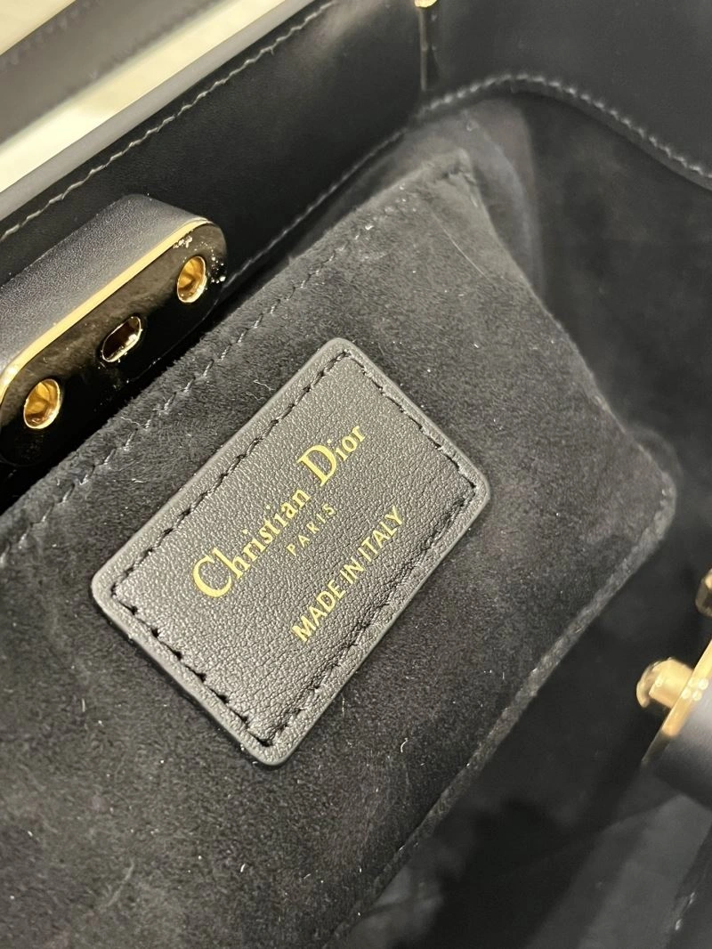 Classic Christian Dior Other Bags 76273