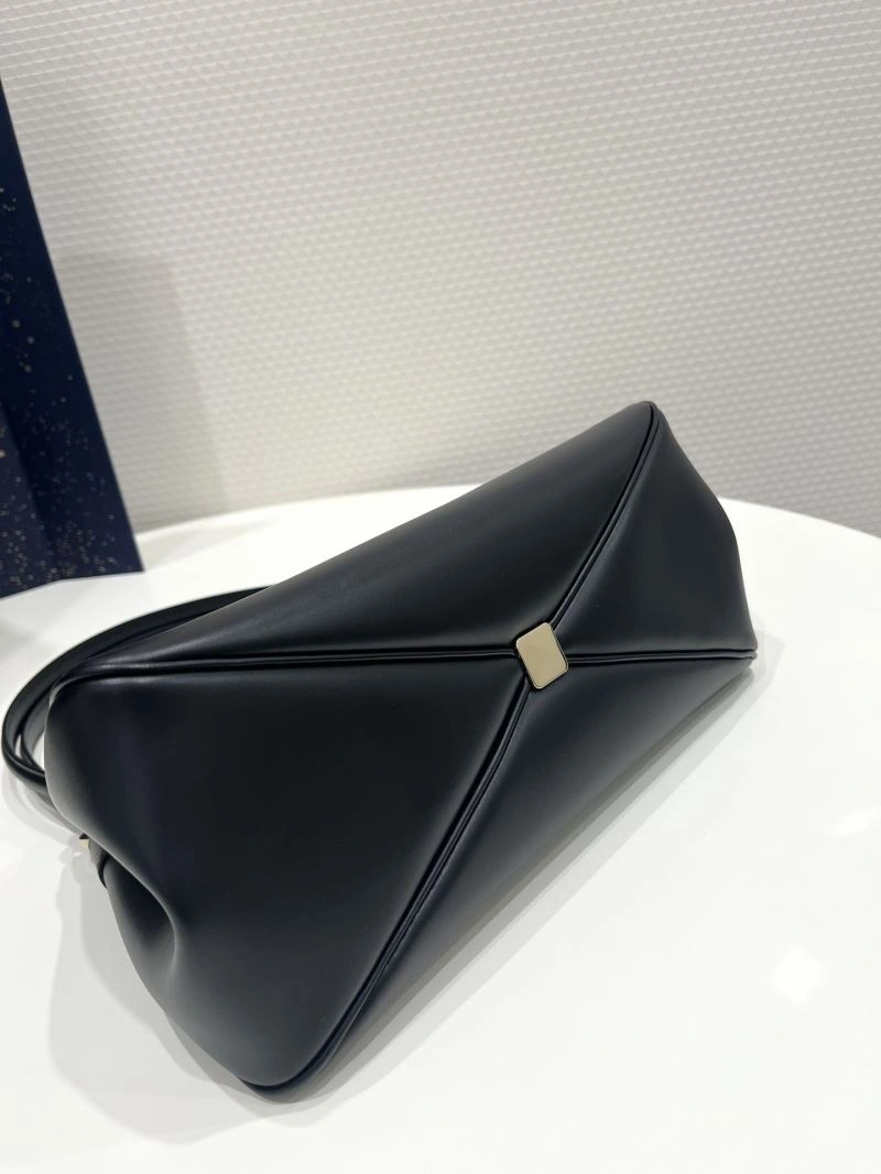 Christian Dior Other Bags TimelessDesign 76289