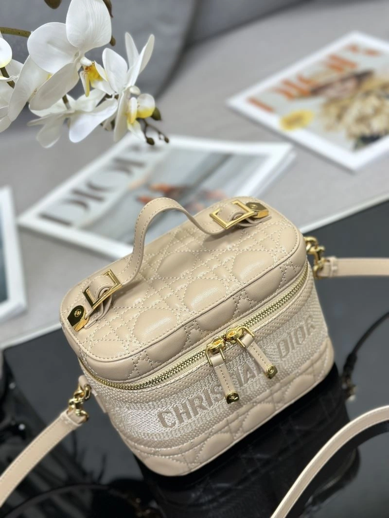 EyeCatching Christian Dior Other Bags 76296