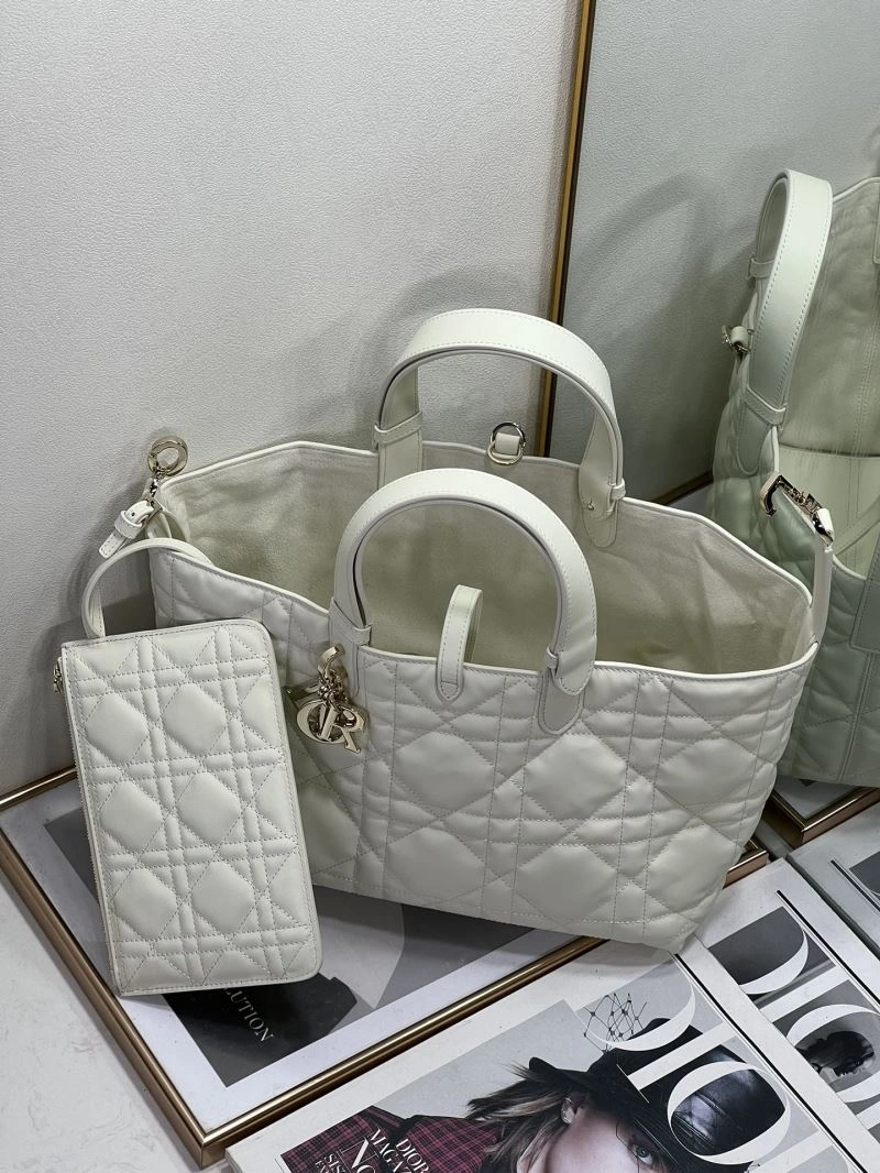 TechFriendly Christian Dior Other Bags 75857