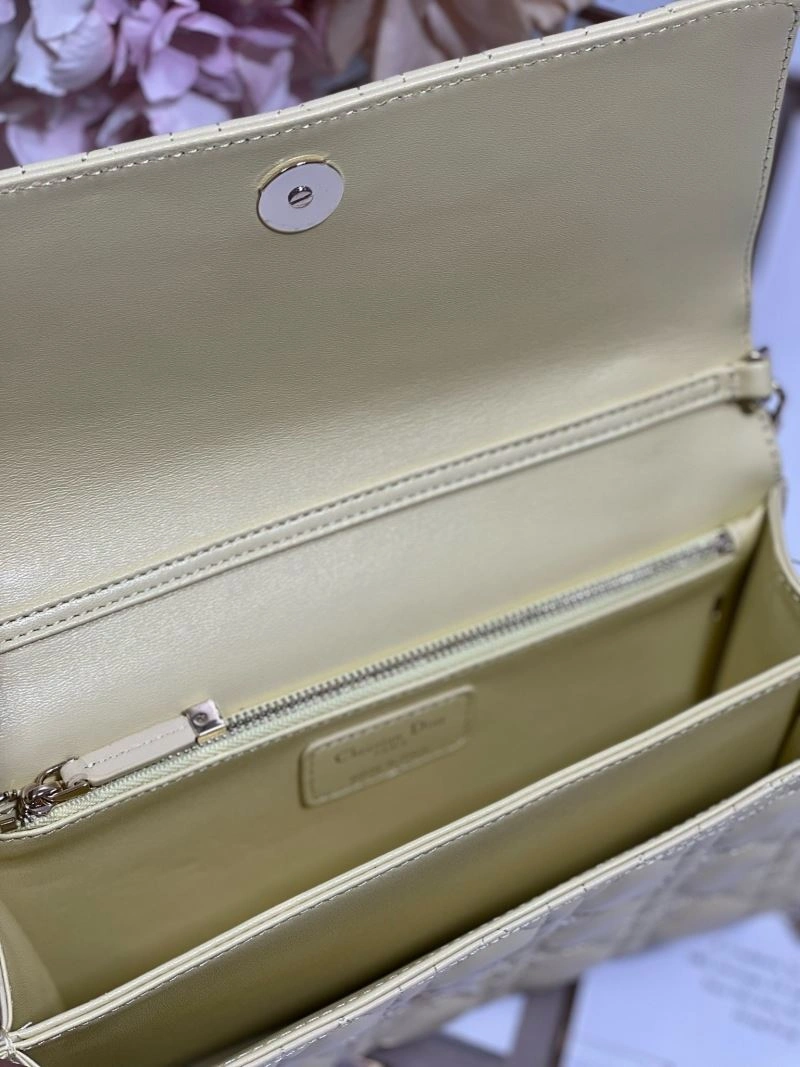 EyeCatching Christian Dior Other Bags 75838