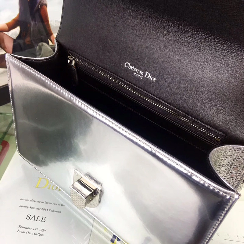 Premium Christian Dior Other Bags 75836