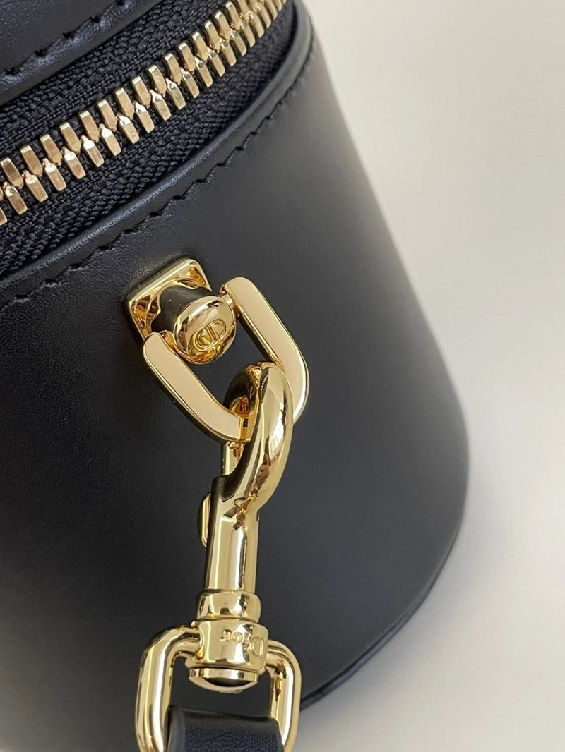 Trendsetting Christian Dior Other Bags 75803