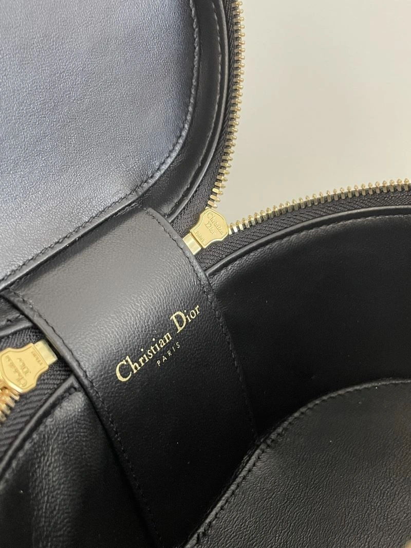 Trendsetting Christian Dior Other Bags 75803