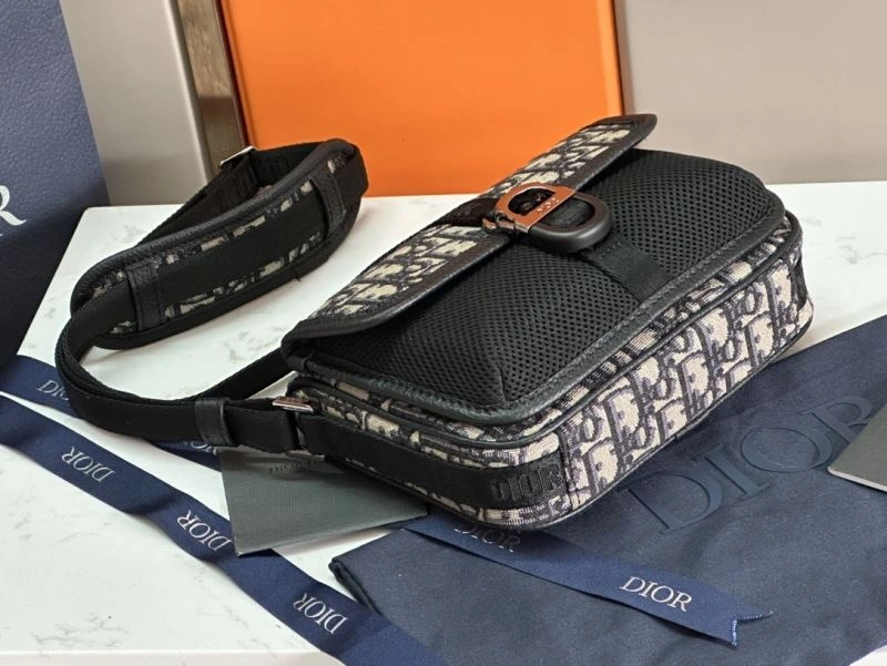 Efficient Christian Dior Other Bags 75813