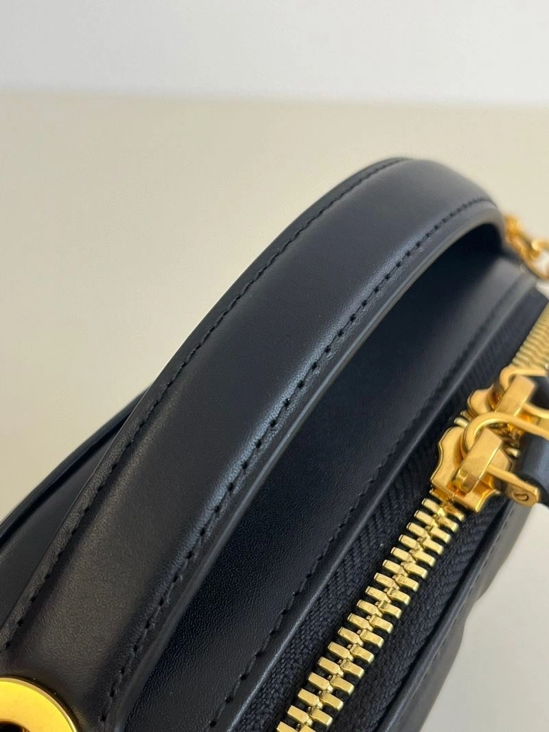 Stylish Christian Dior Other Bags 75752