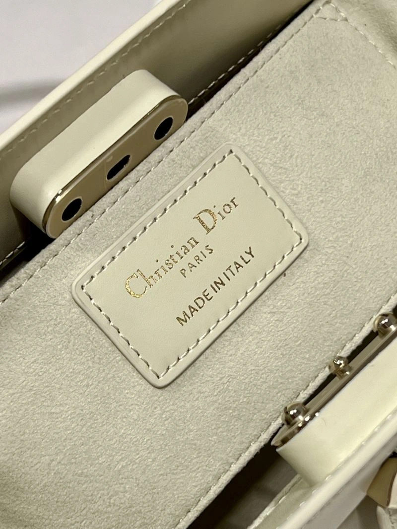 Sophisticated Christian Dior Other Bags 75754