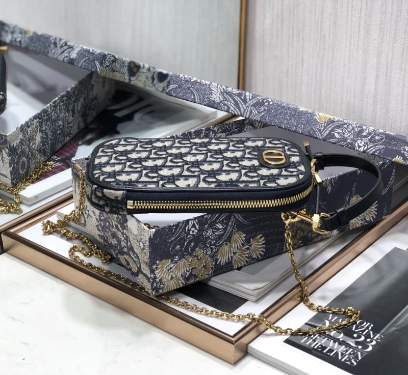 WellDesigned Christian Dior Other Bags 75744