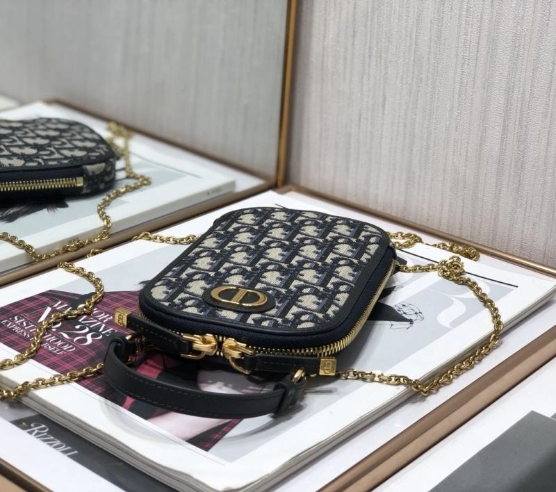 WellDesigned Christian Dior Other Bags 75744