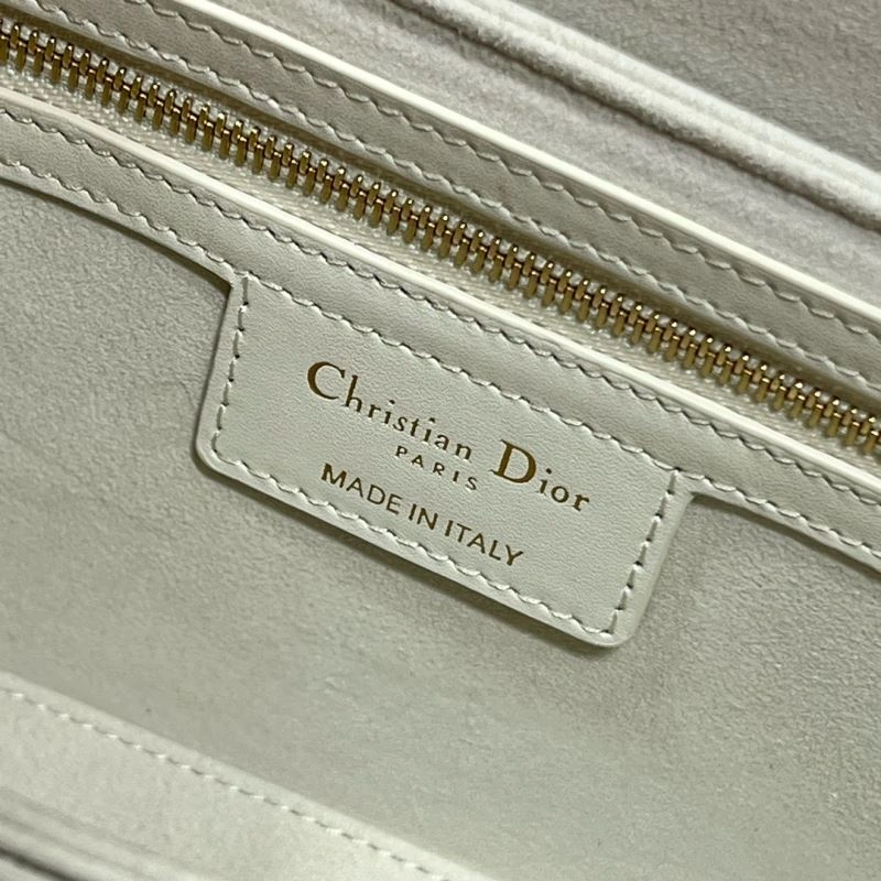 Unique Christian Dior Other Bags 75738