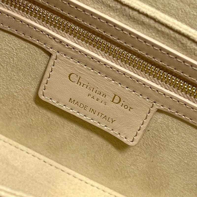 Chic Christian Dior Other Bags 75737