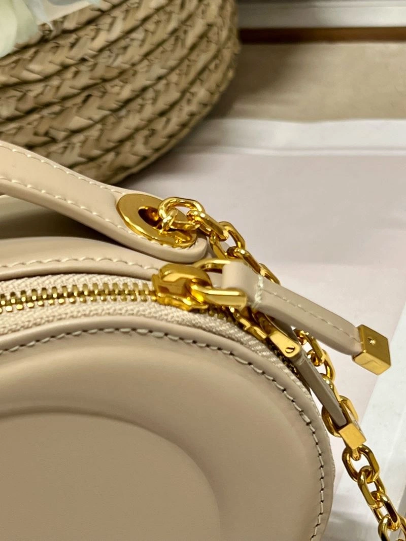Christian Dior Other Bags WellDesigned 75717