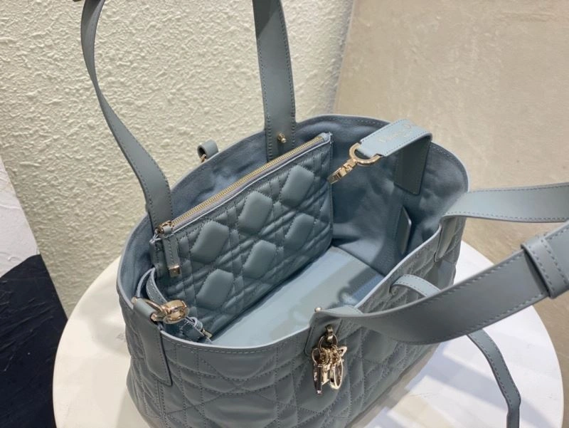 EyeCatching Christian Dior Other Bags 75732