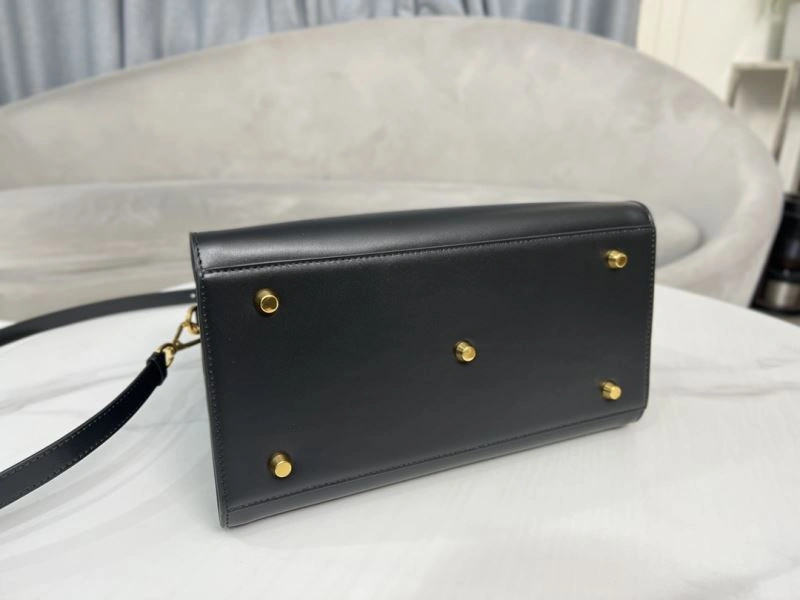 Sleek Christian Dior Other Bags 75722