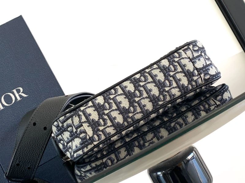 Cozy Christian Dior Other Bags 74058