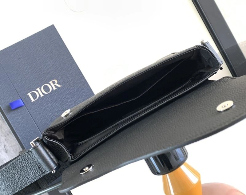 Sleek Christian Dior Other Bags 74057