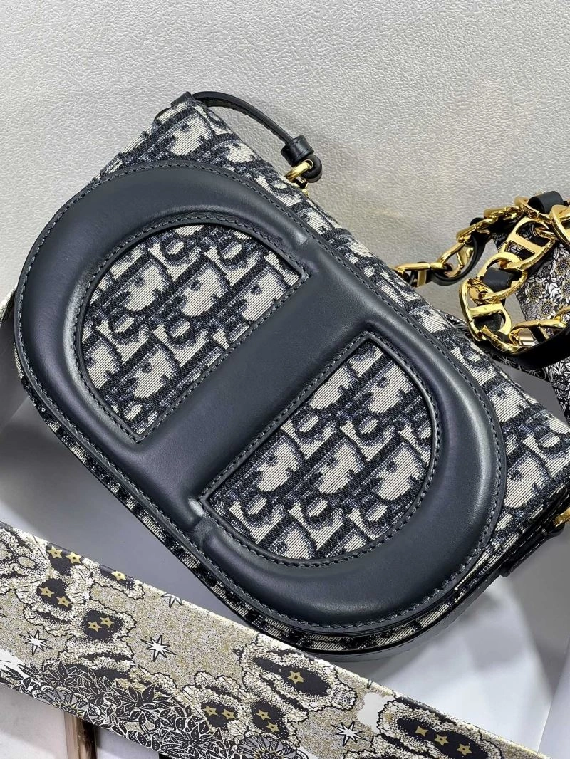 Resilient Christian Dior Other Bags 74024