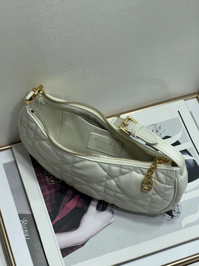 Trendy Christian Dior Other Bags 74009