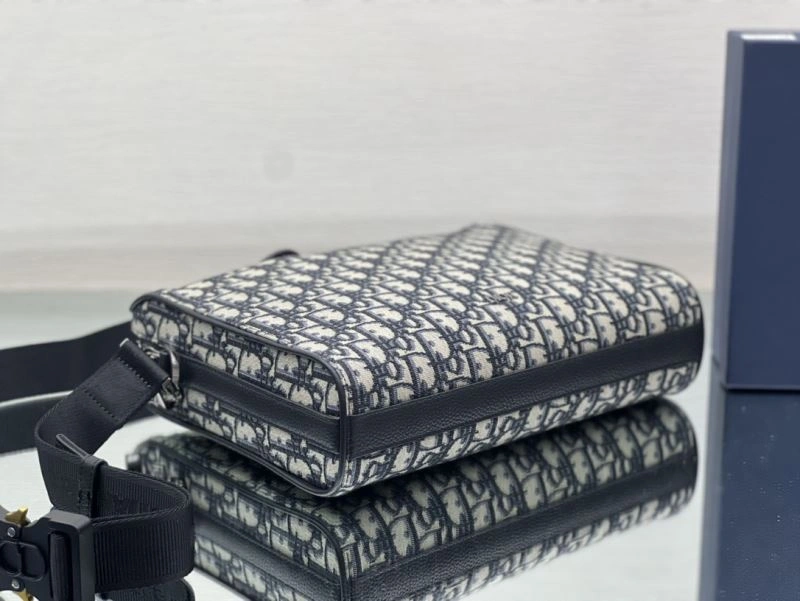 Christian Dior Other Bags WellDesigned 73995