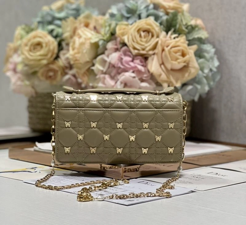 Christian Dior Other Bags Sleek 74016
