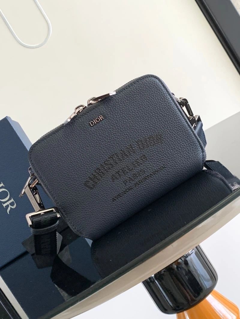 Christian Dior Other Bags Unisex 73942