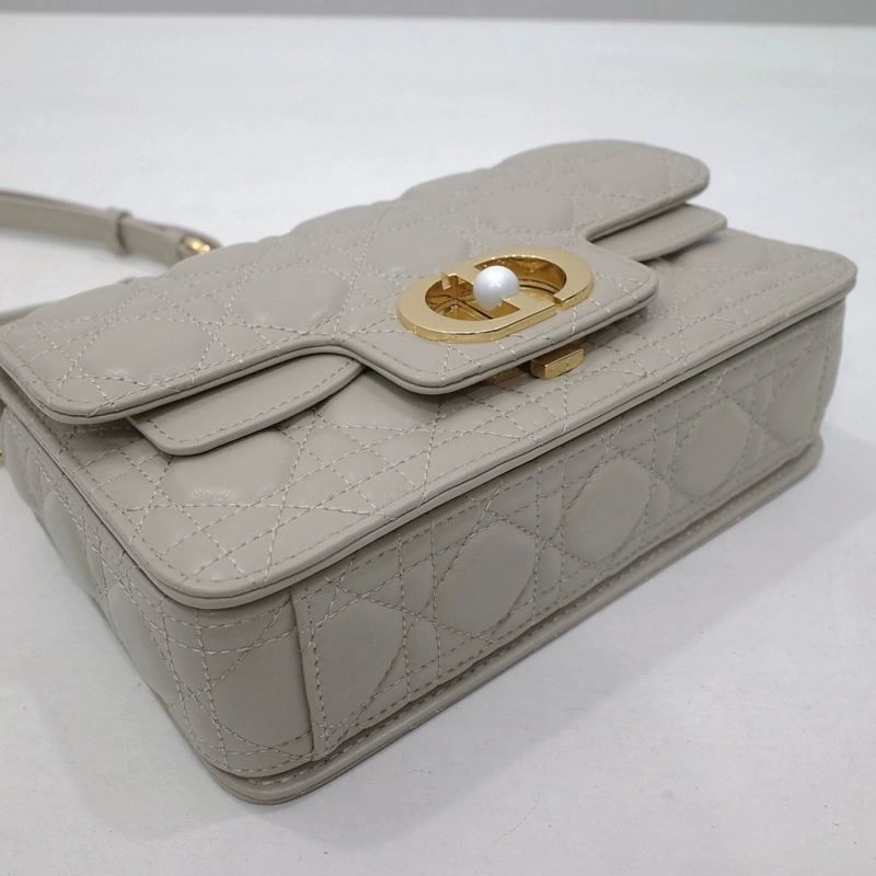 Timeless Christian Dior Other Bags 70764