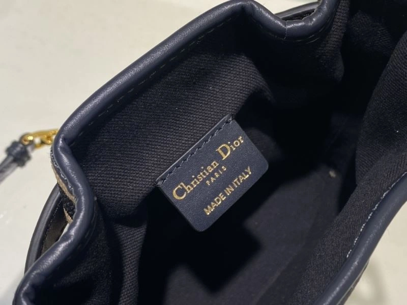 Minimalist Christian Dior Other Bags 70689