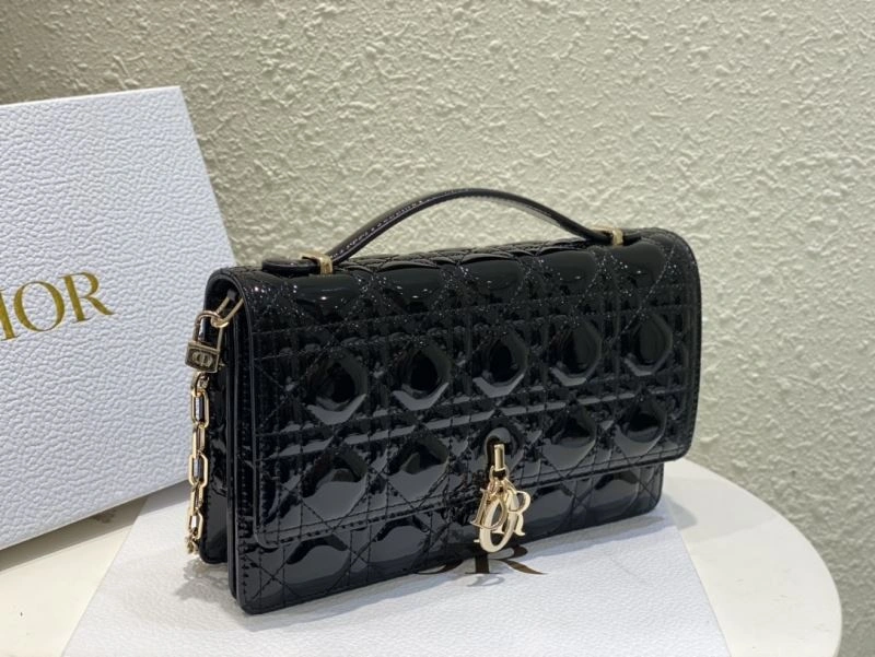 Christian Dior Other Bags Vibrant 70677