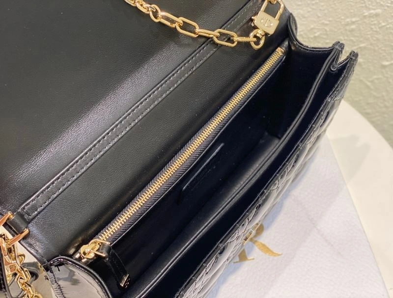 Christian Dior Other Bags Vibrant 70677